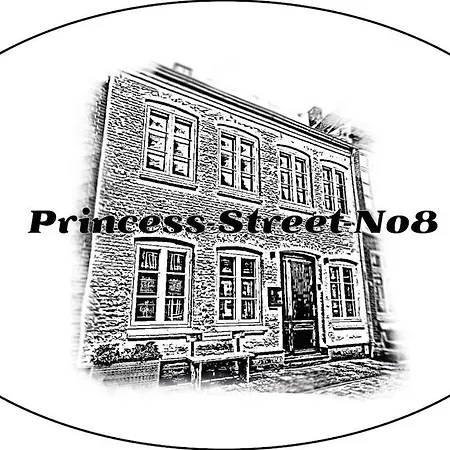 Princess Street No8 Comfortable *